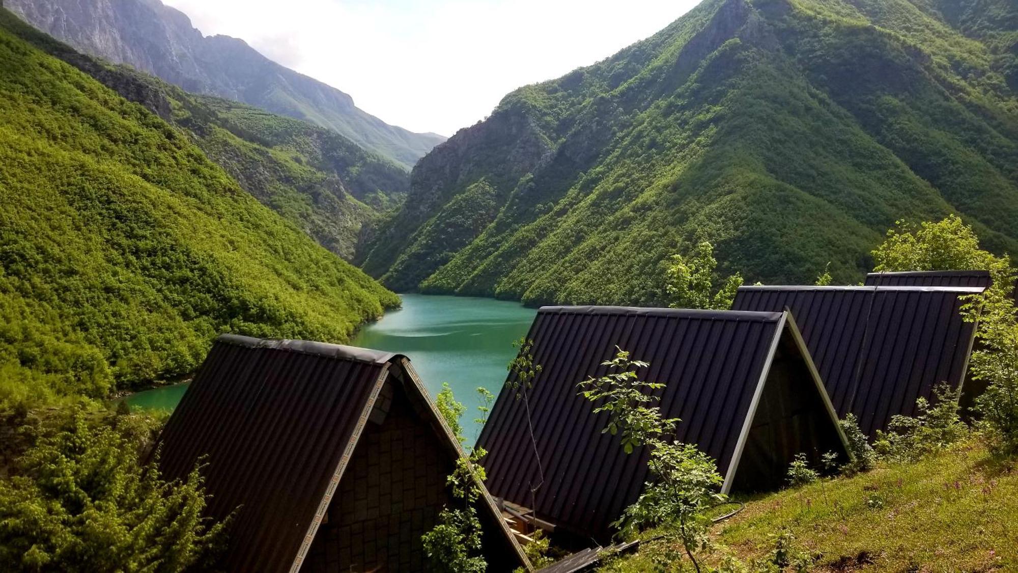 Twin Villas Komani Lake Dış mekan fotoğraf